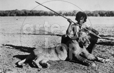Africa Orientale Italiana - Il cacciatore e il leone