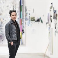 Quali relazioni tra scultura, architettura e multimedialitĆ ? Sarah Sze ne parla con Okwui Enwezor