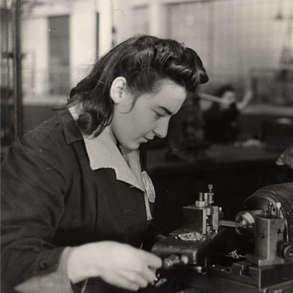 Formazione professionale, lavoro femminile e industria a Bologna, 1946-1970