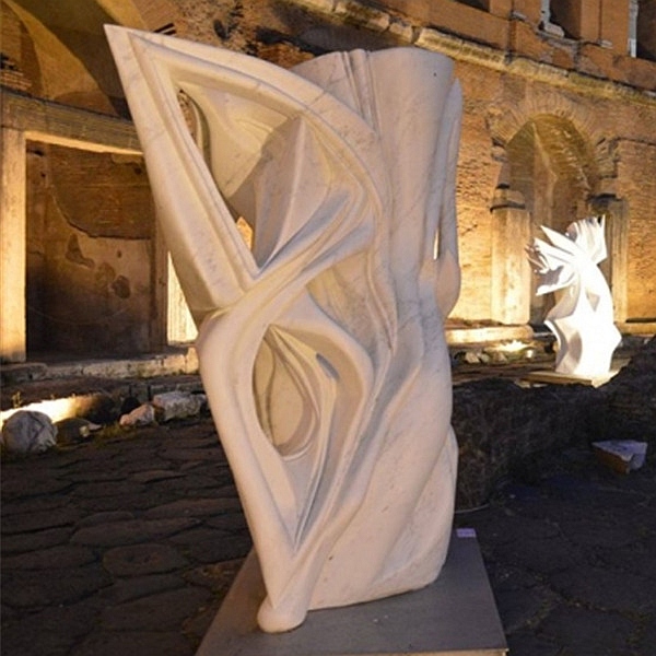 Le sculture di Pablo Atchugarry a Pietrasanta