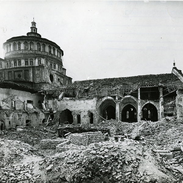 L'Ultima Cena per immagini. La fotografia racconta la storia del Novecento