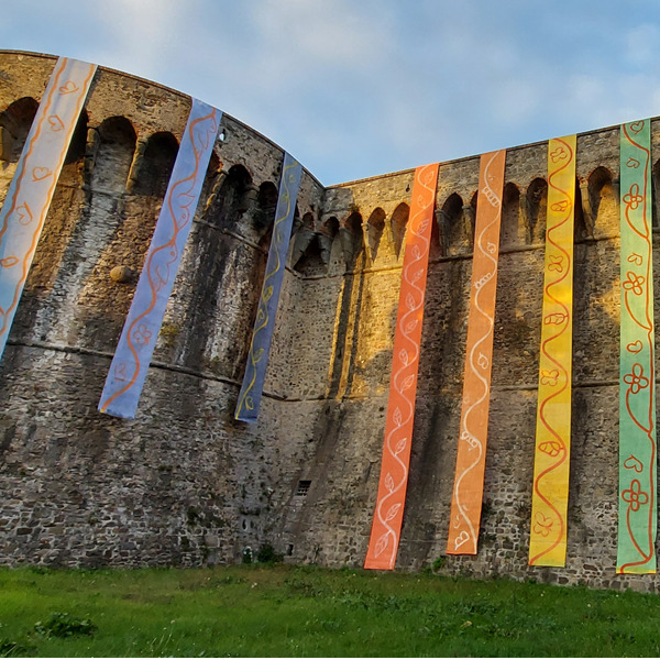 La Fortezza della pace - Kaleidoscope rain. Installazione di Dale