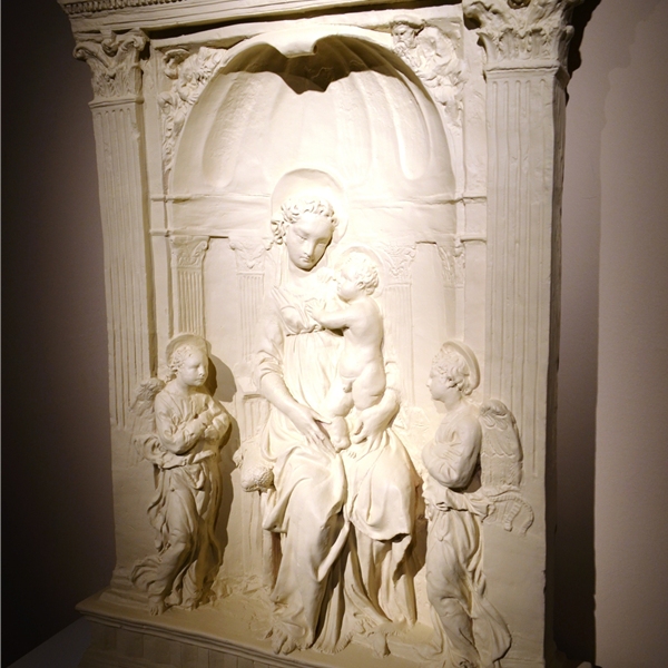 al Museo di Palazzo Pretorio in mostra la replica tattile della ''Madonna col bambino tra due angeli'' di Donatello
