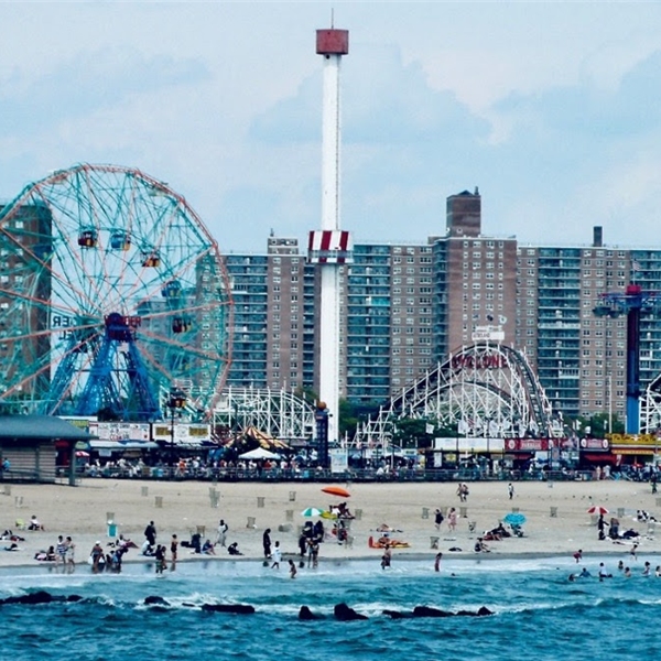 Maurizio Coppolecchia. 2009 Luna Park dell'anima - Coney Island Brooklyn