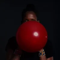 Belinda Kazeem-KamiÅski. Aerolectics