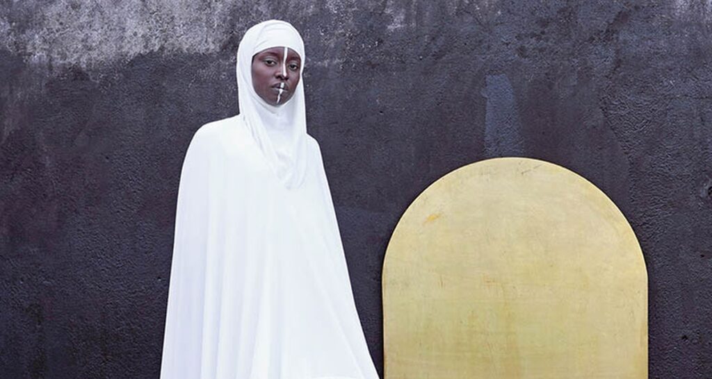 Spiritualità e ibridità culturale: il mondo di Patrizia Maïmouna Guerresi